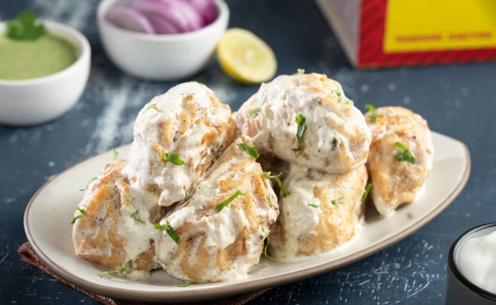 CHICKEN MALAI MOMOS
